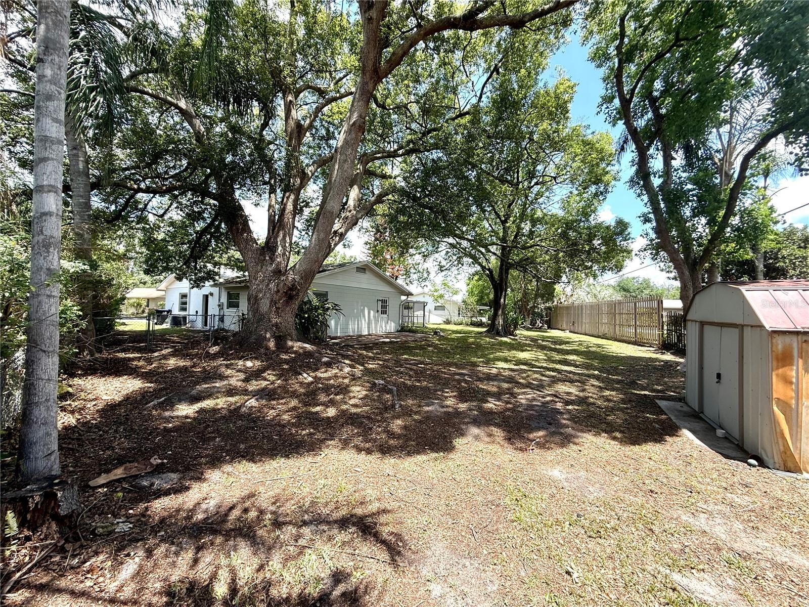 WINTER PARK PINES MERRIE OAKS - Residential