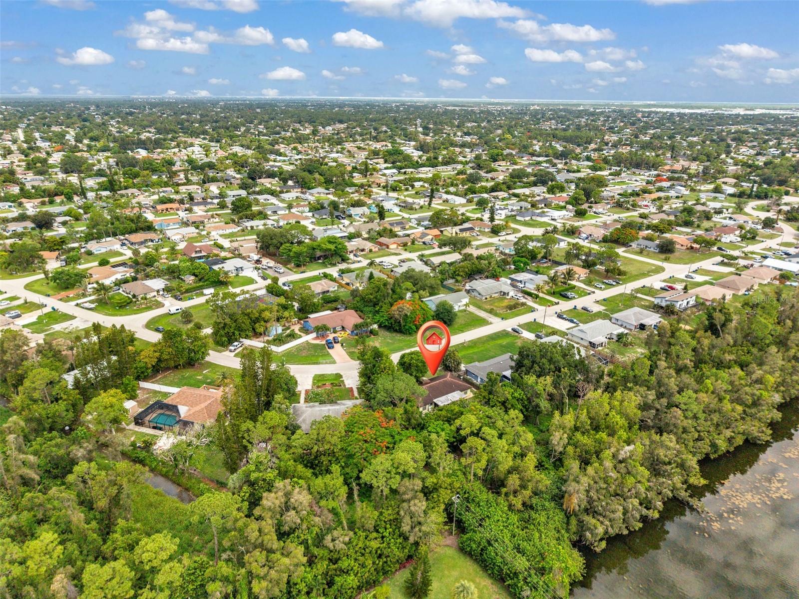 SAN CARLOS PARK - Residential Income