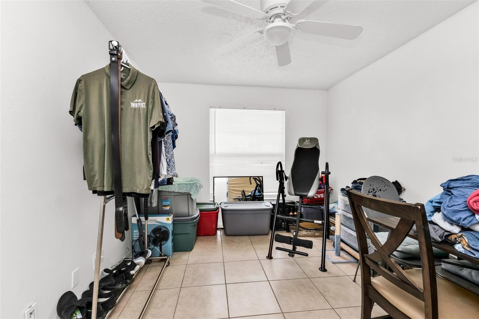 SAN CARLOS PARK - Residential Income