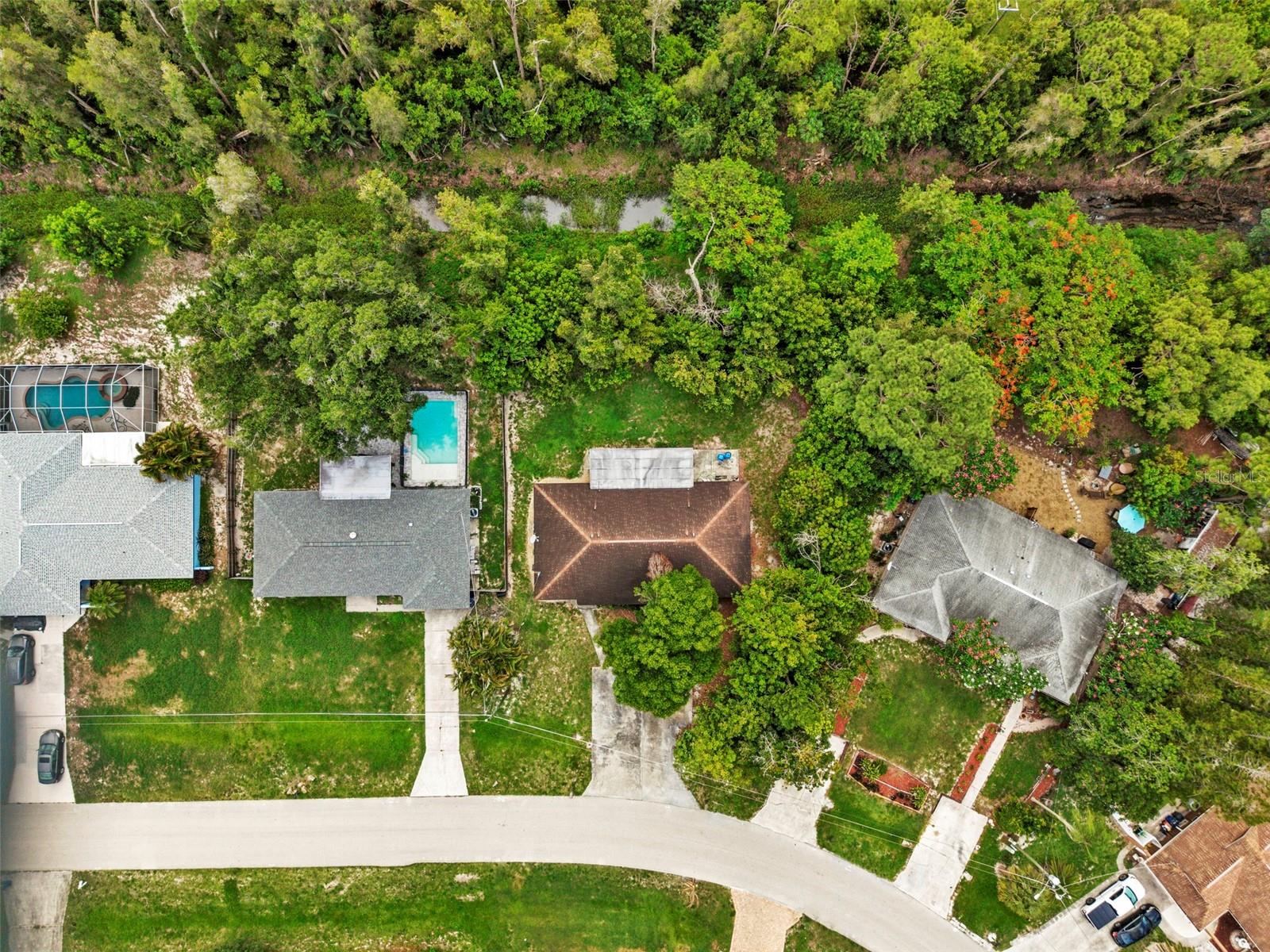 SAN CARLOS PARK - Residential Income