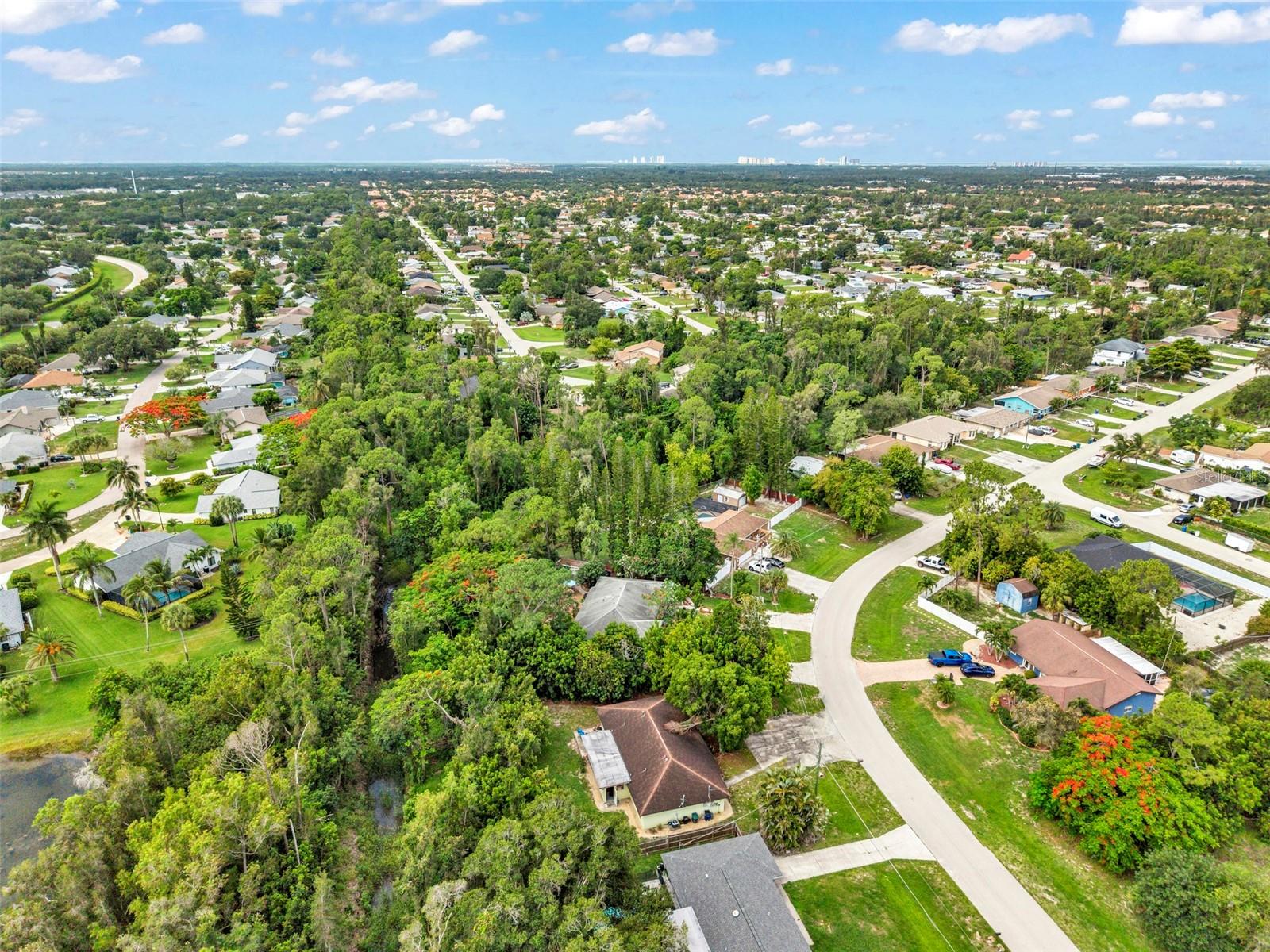 SAN CARLOS PARK - Residential Income