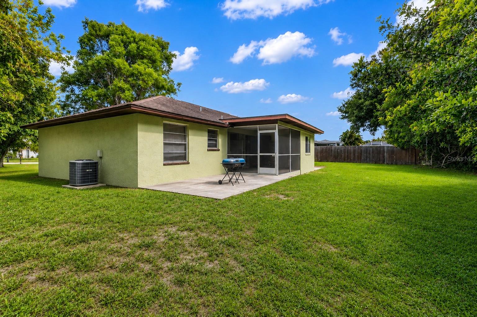 SAN CARLOS PARK - Residential Income