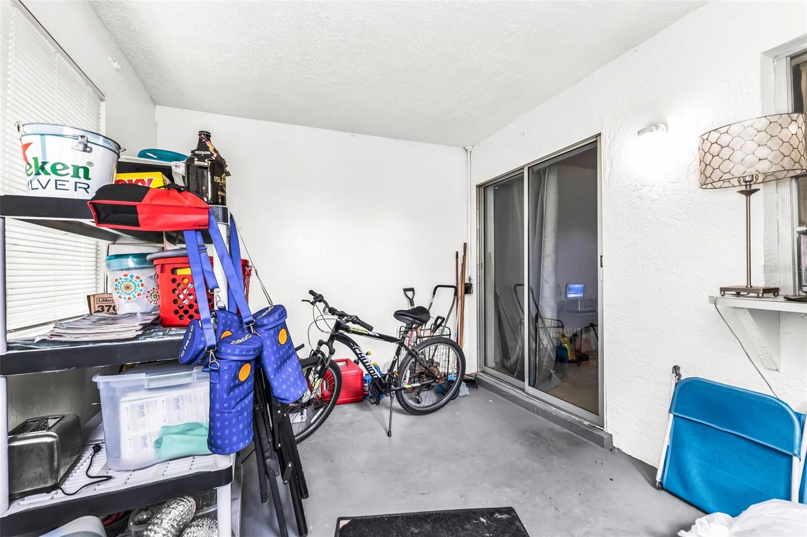 SAN CARLOS PARK - Residential Income