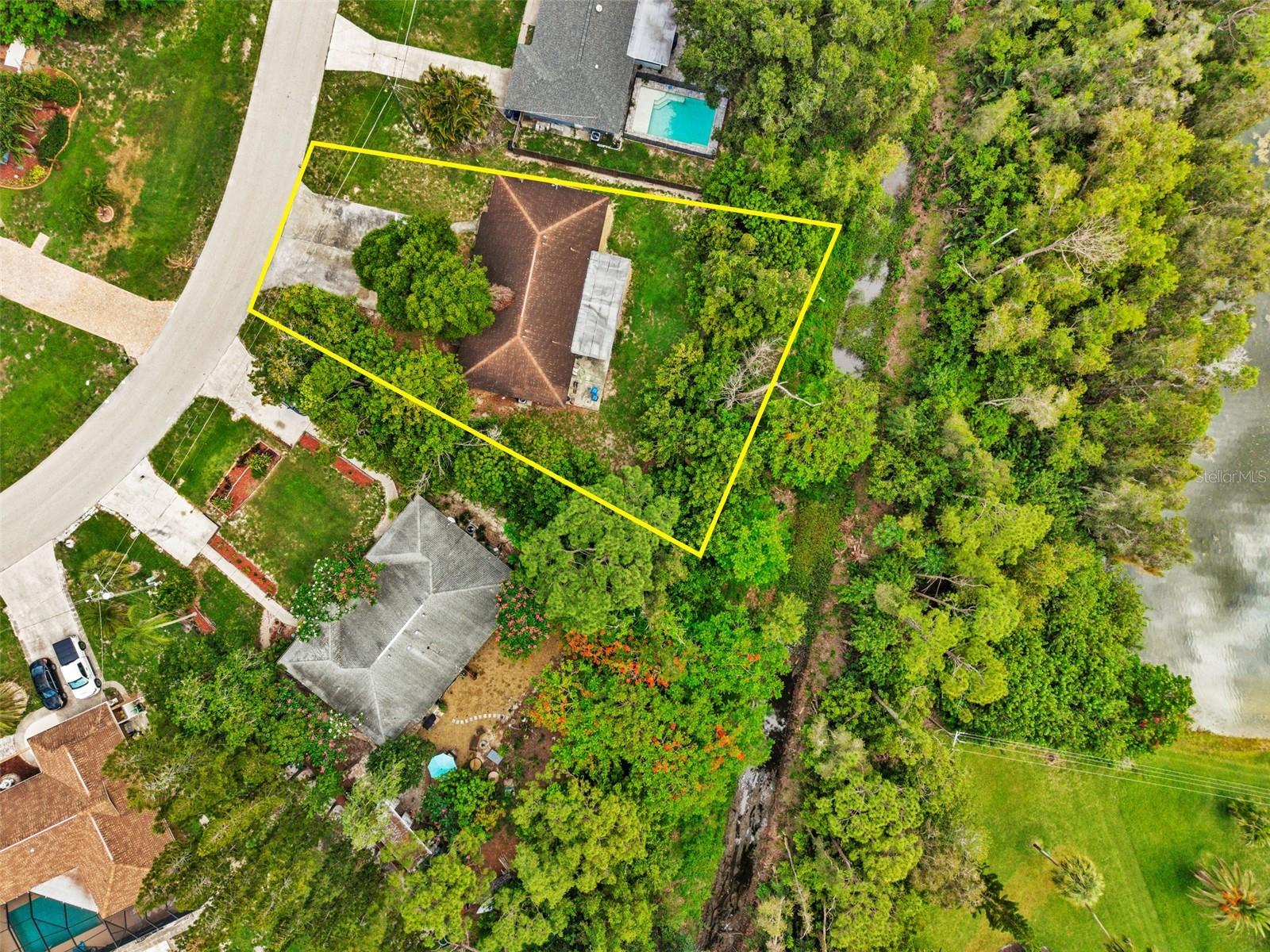 SAN CARLOS PARK - Residential Income