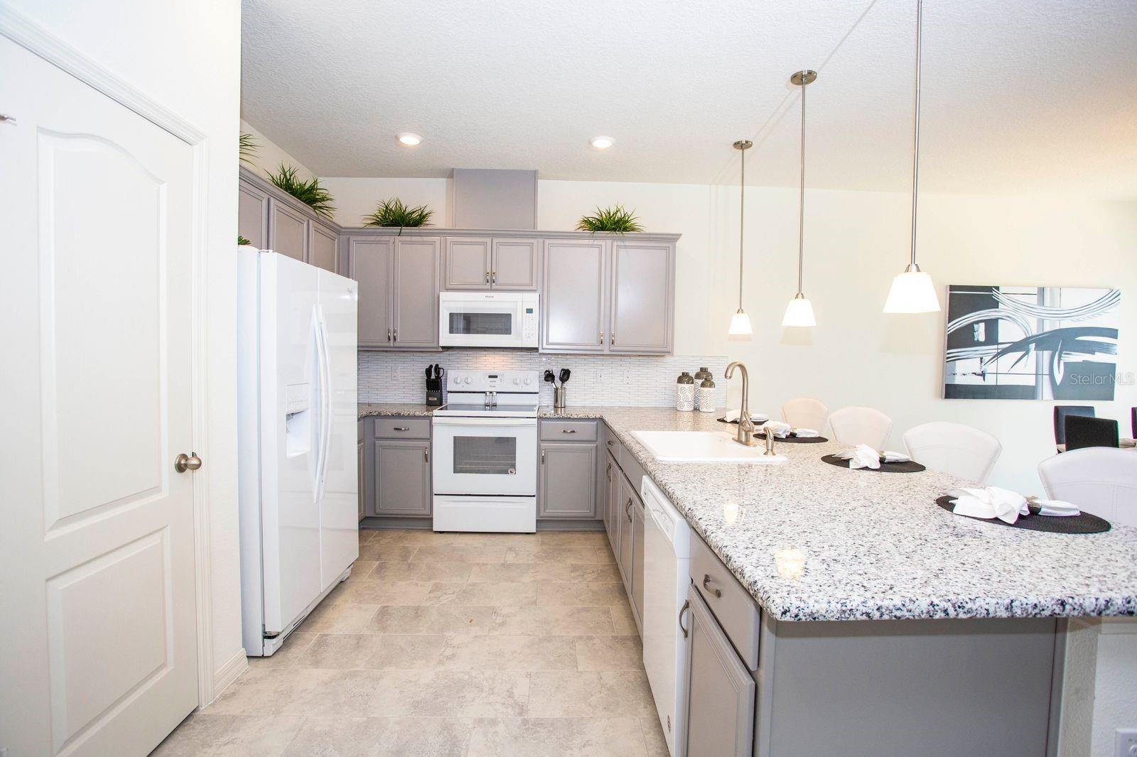 COMPASS BAY UNIT 5 - Residential