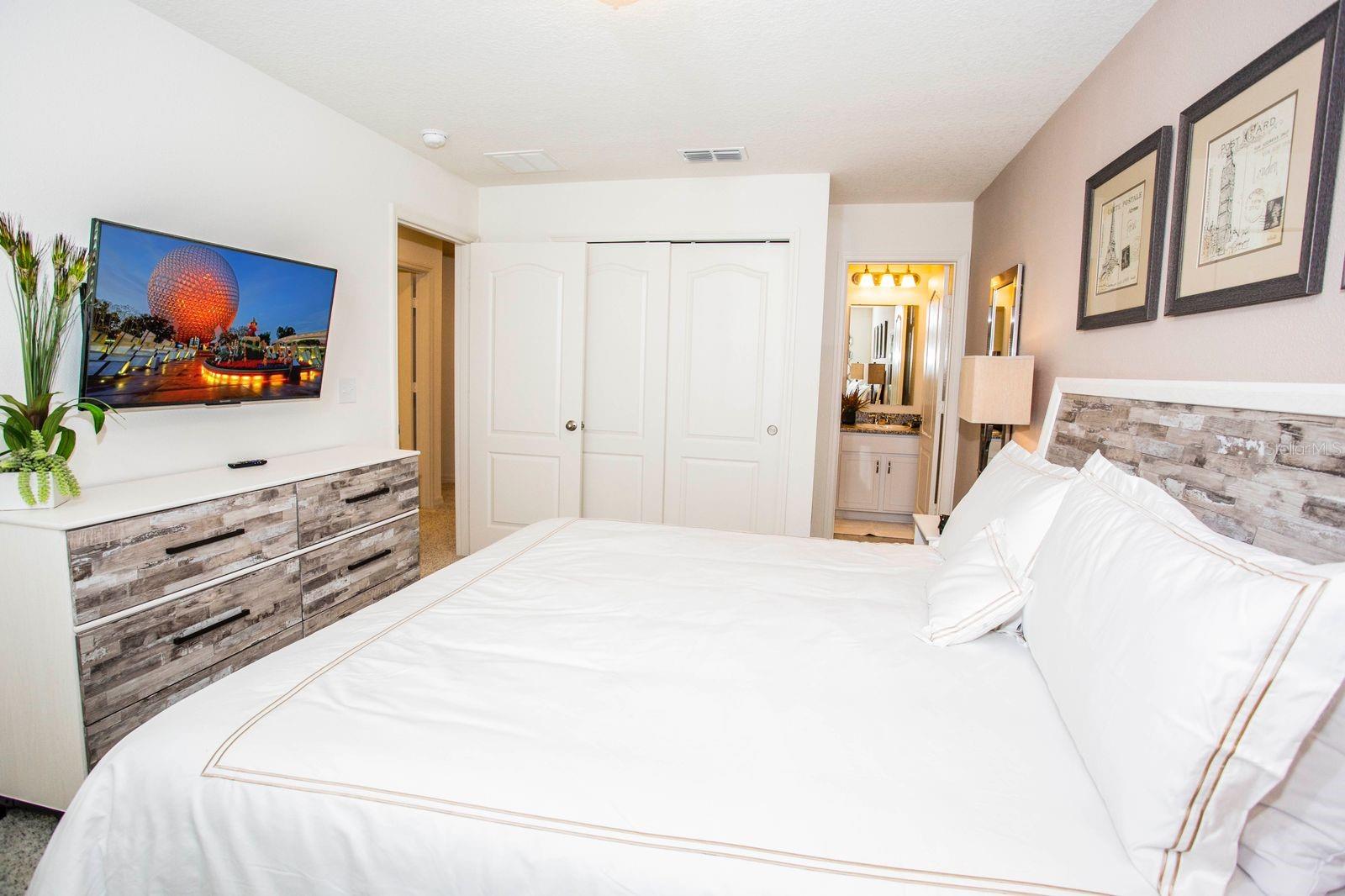 COMPASS BAY UNIT 5 - Residential