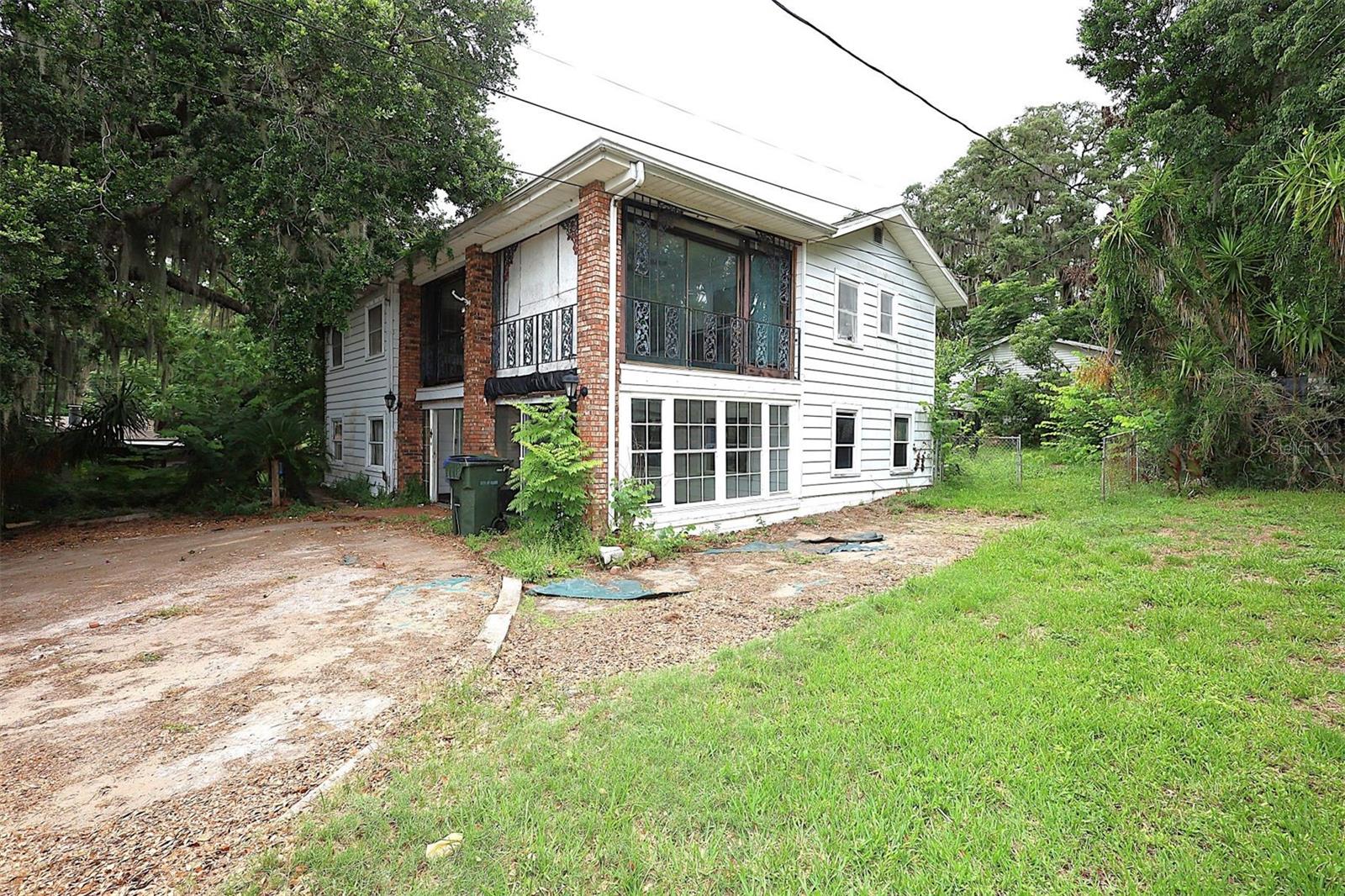 LAKEVIEW - Residential