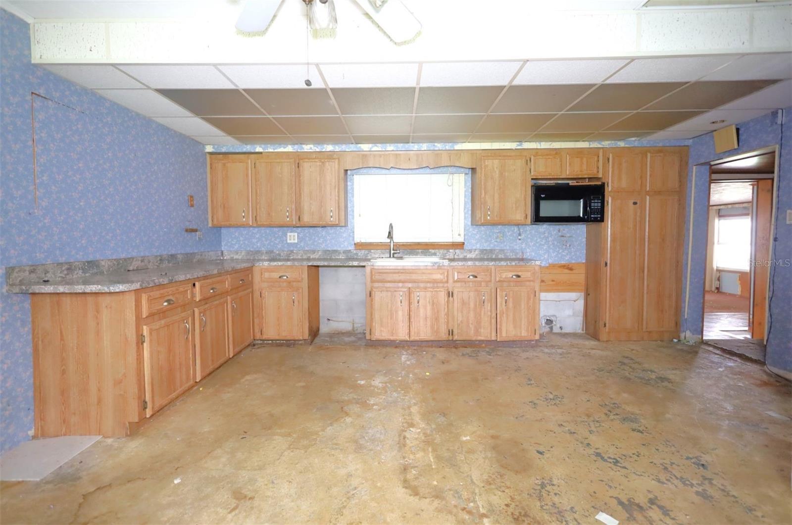 LAKEVIEW - Residential