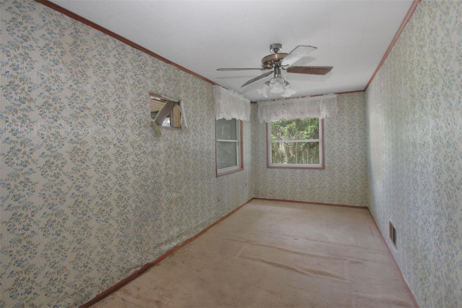 LAKEVIEW - Residential