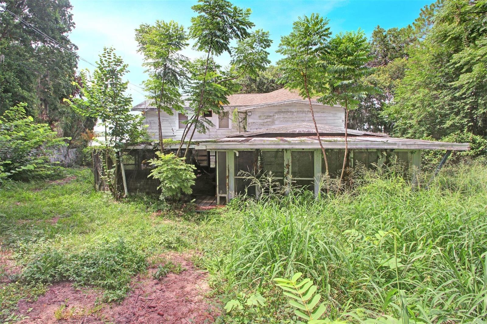 LAKEVIEW - Residential