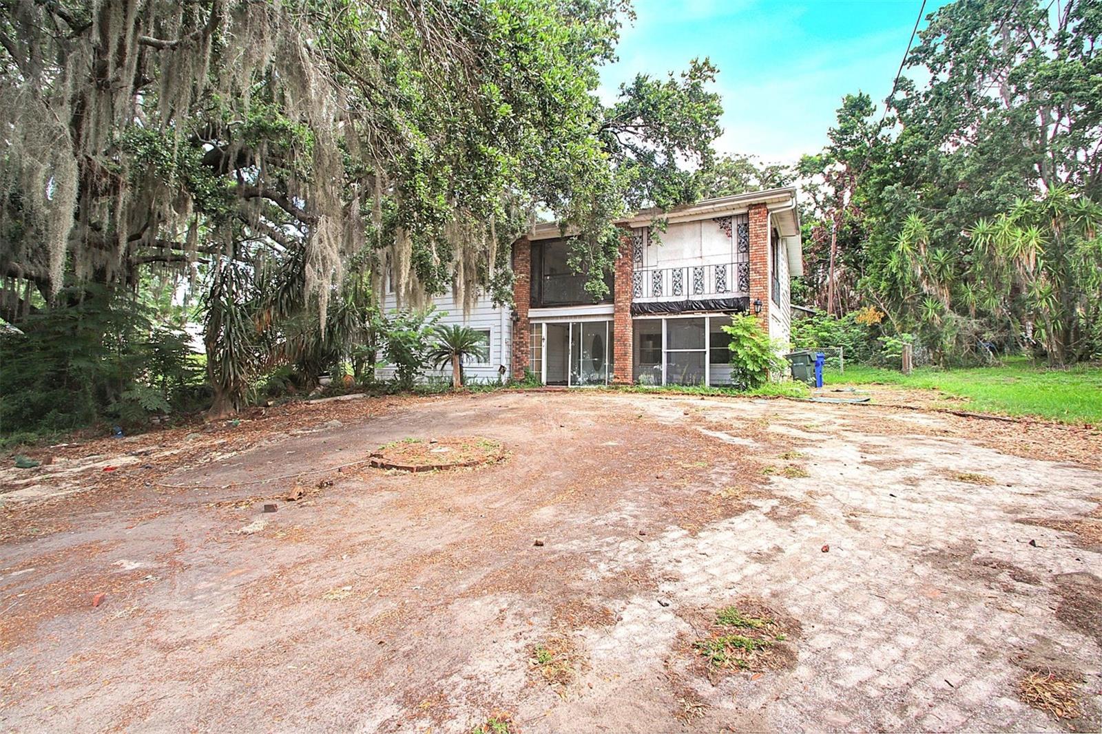 LAKEVIEW - Residential