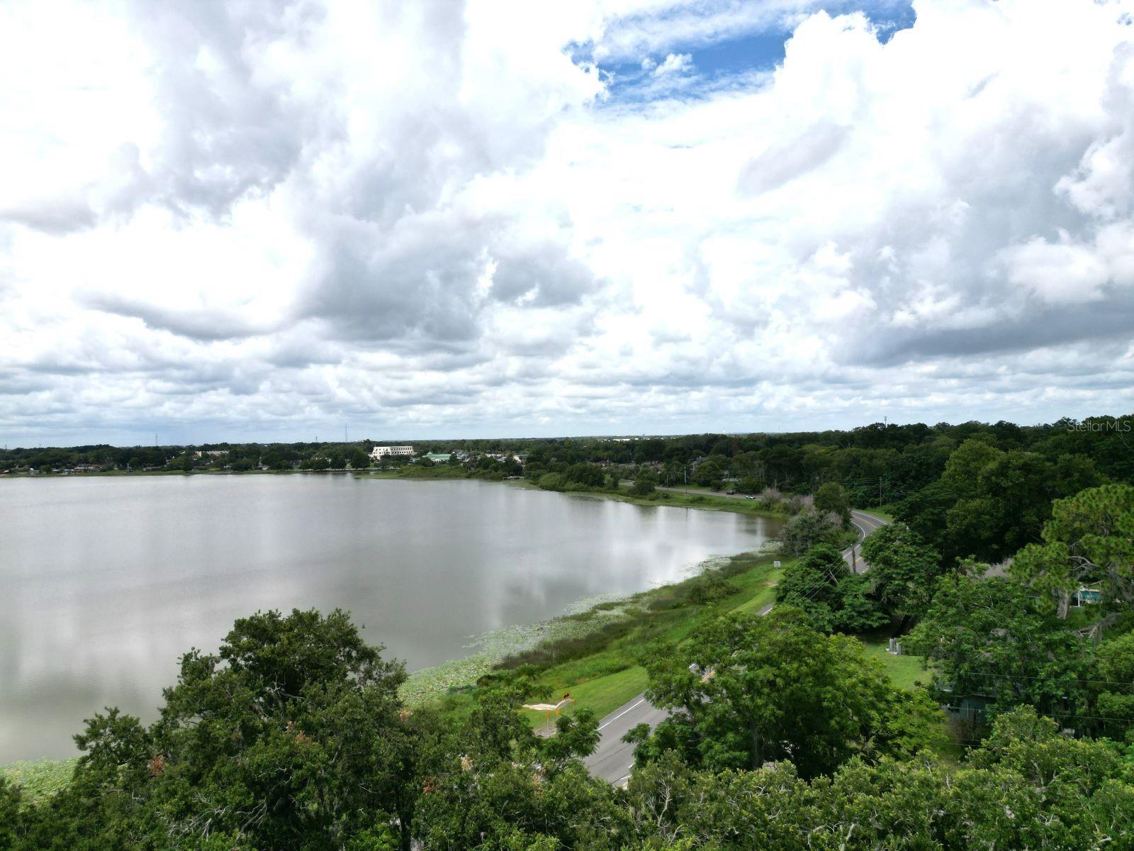 LAKEVIEW - Residential