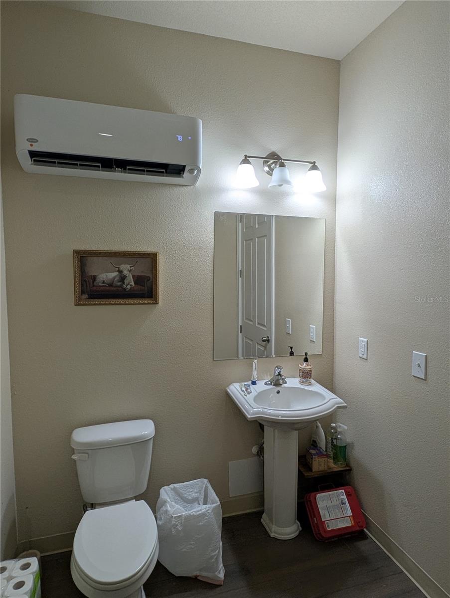 HOLOPAW COUNTRY ESTATES SEC 1 - Land