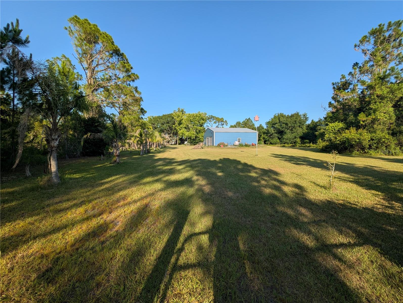 HOLOPAW COUNTRY ESTATES SEC 1 - Land