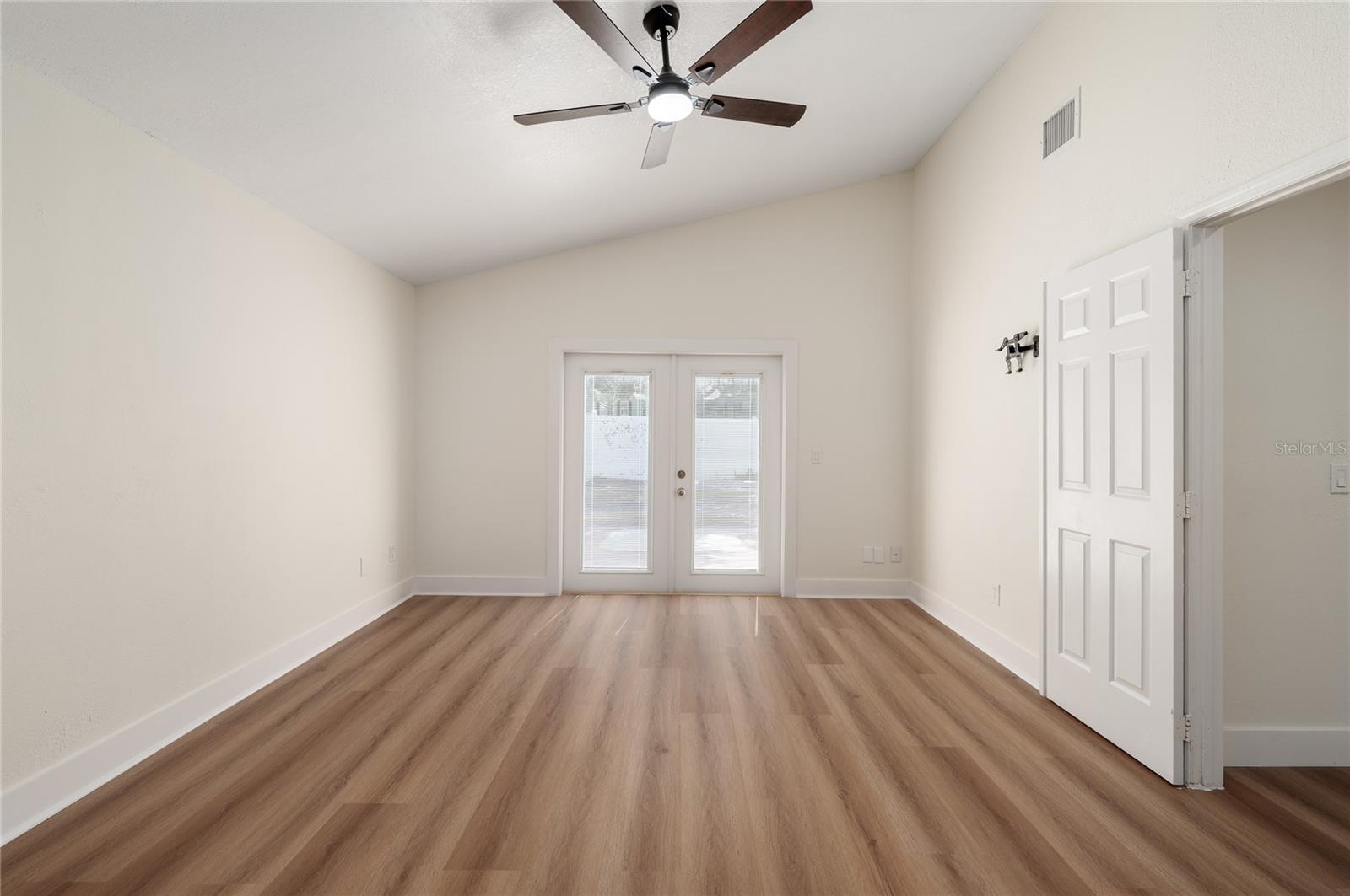 GRANT STATION - Residential