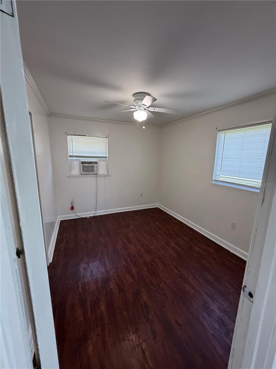 VALRICO - Residential