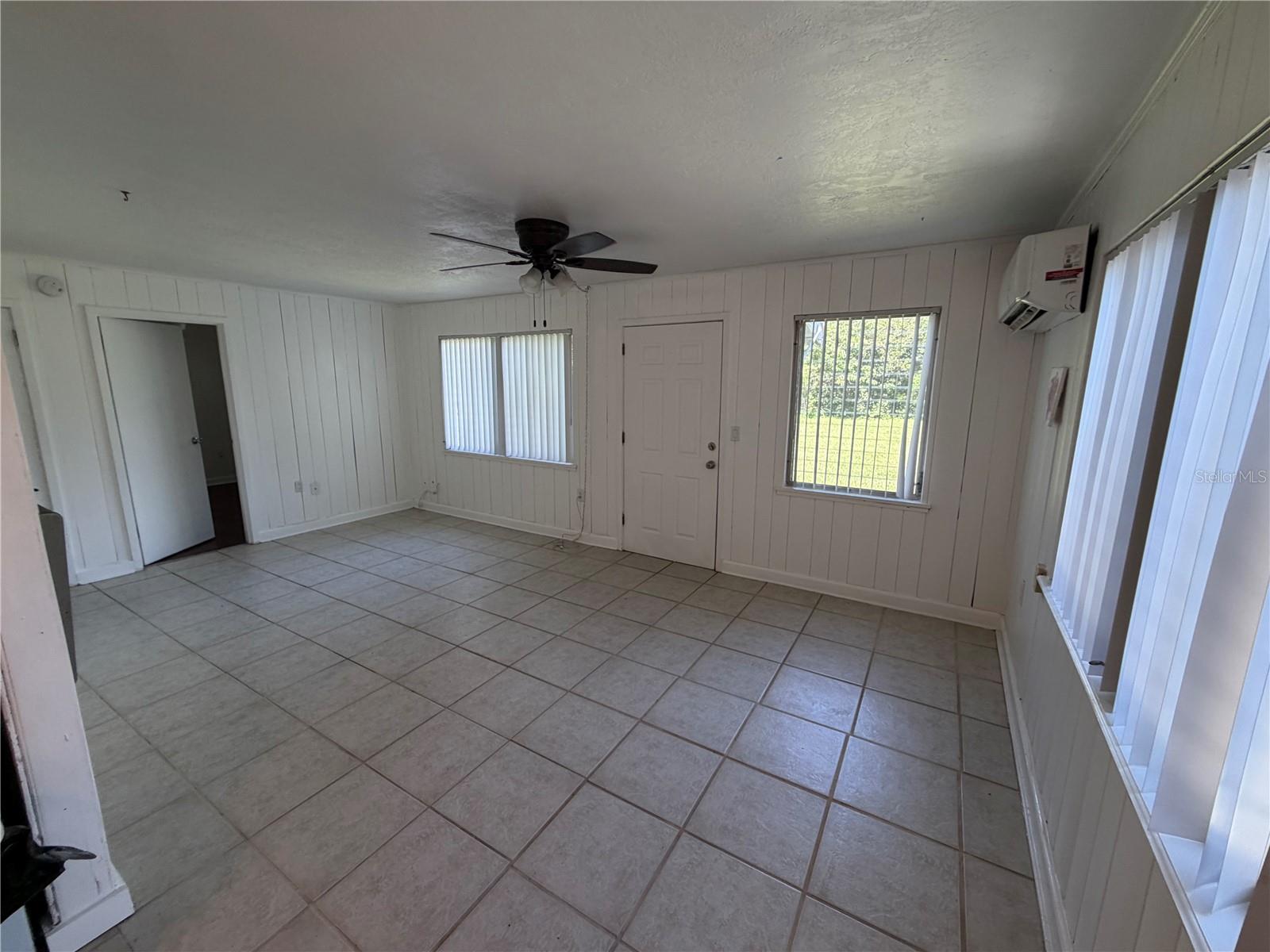 VALRICO - Residential