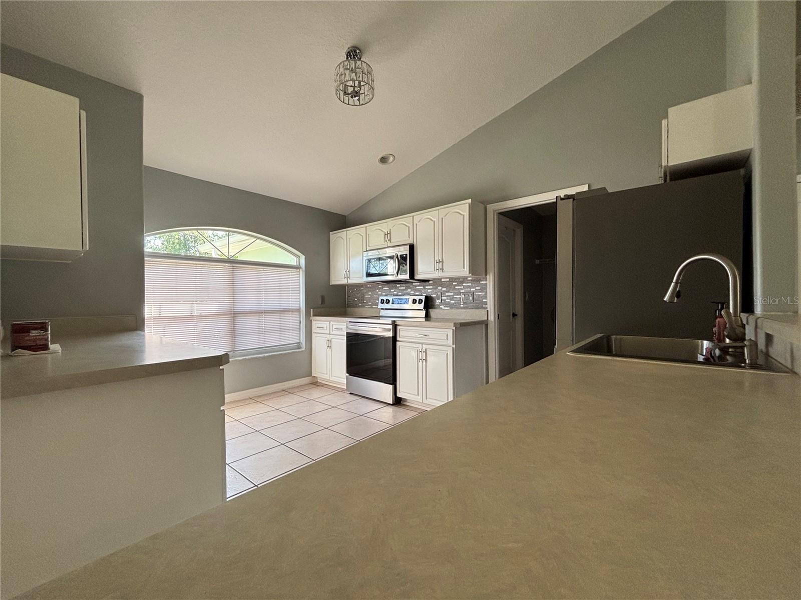 PINE LAKES - Residential