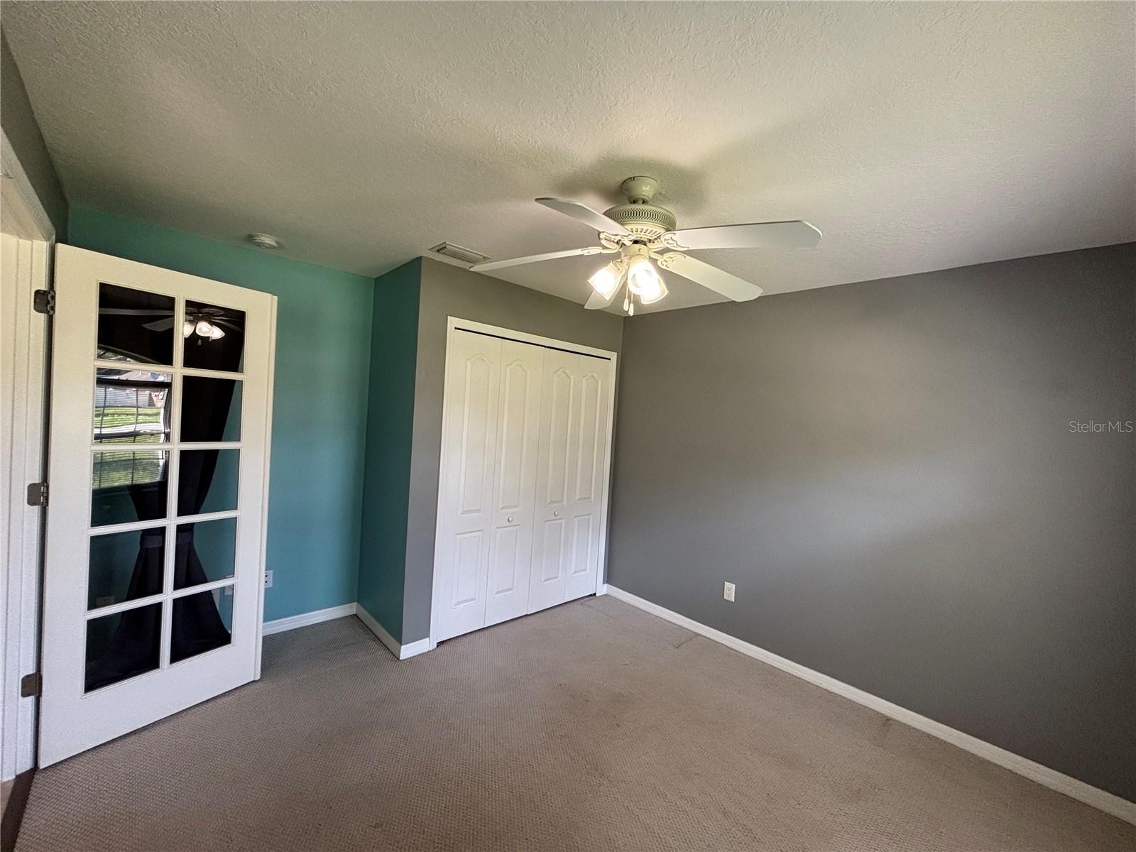 PINE LAKES - Residential