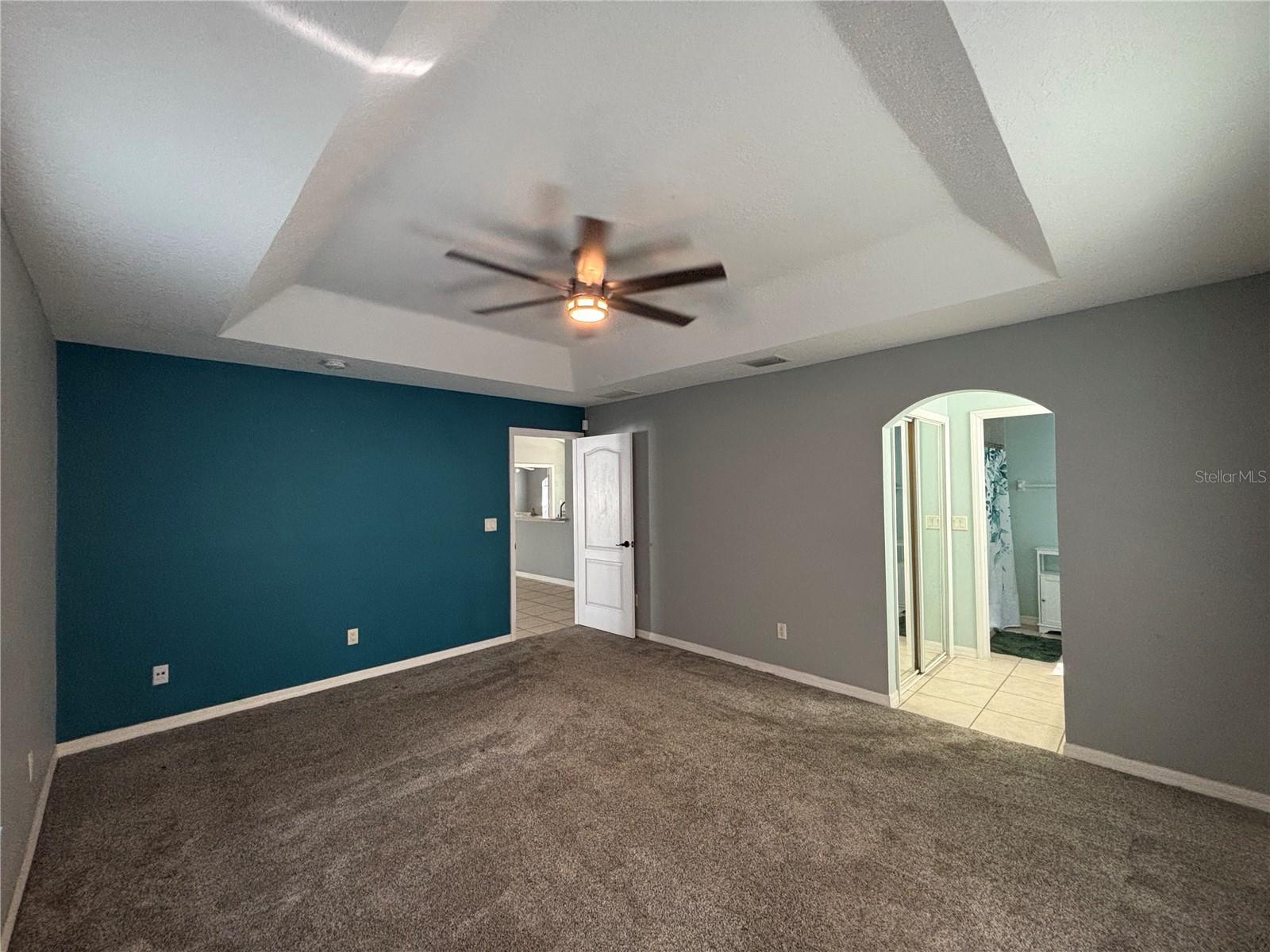 PINE LAKES - Residential
