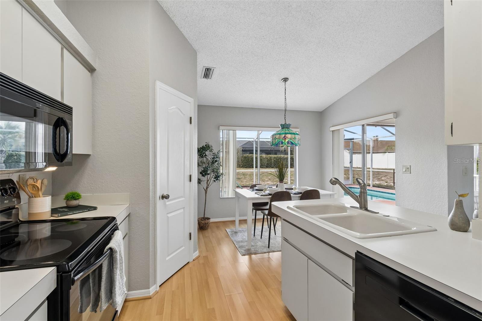 SPRING HILL - Residential Lease