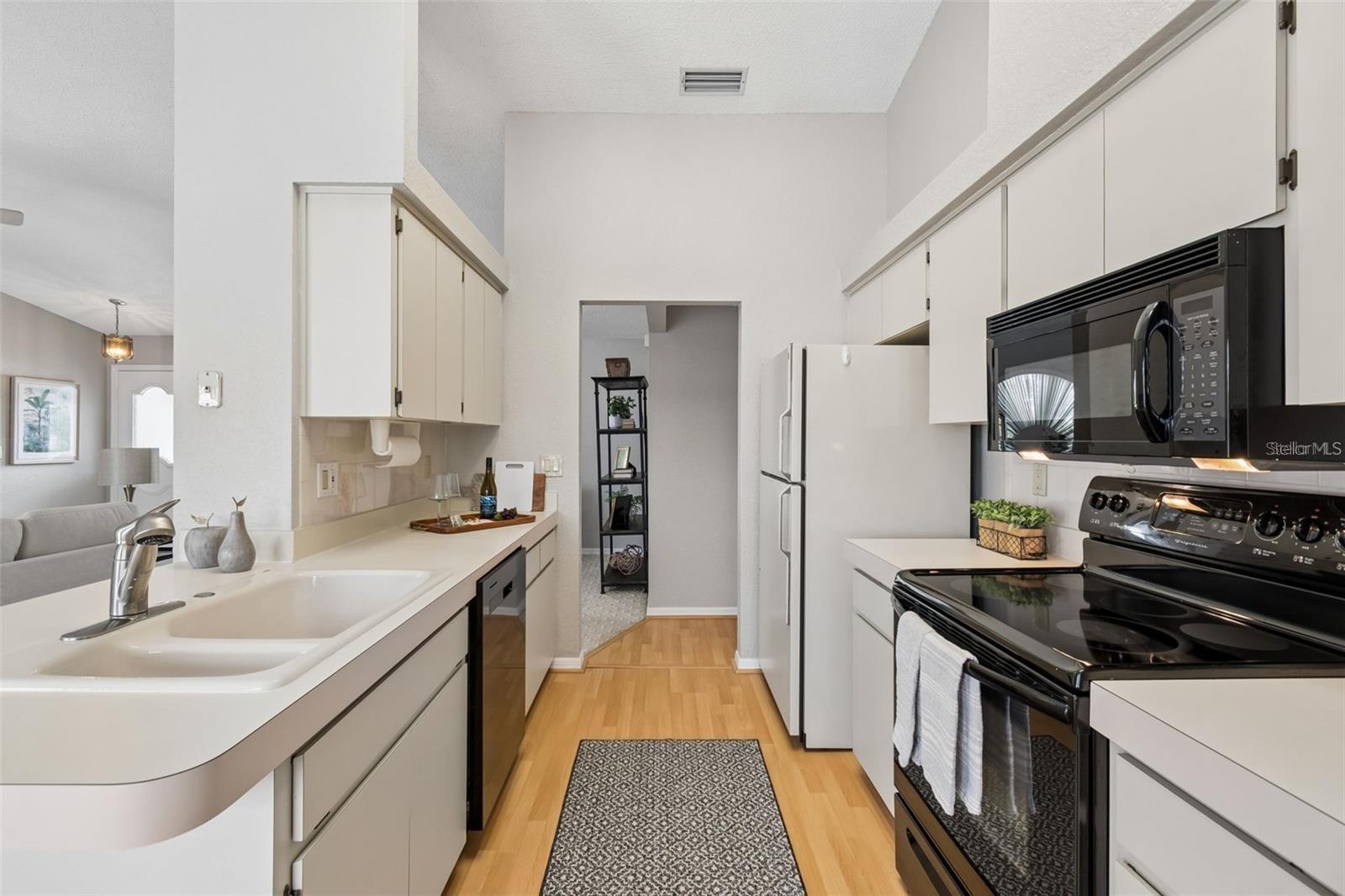 SPRING HILL - Residential Lease