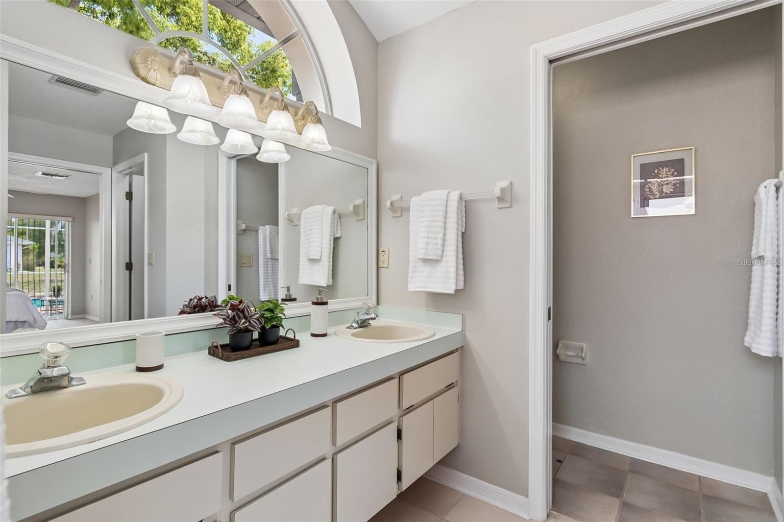 SPRING HILL - Residential Lease