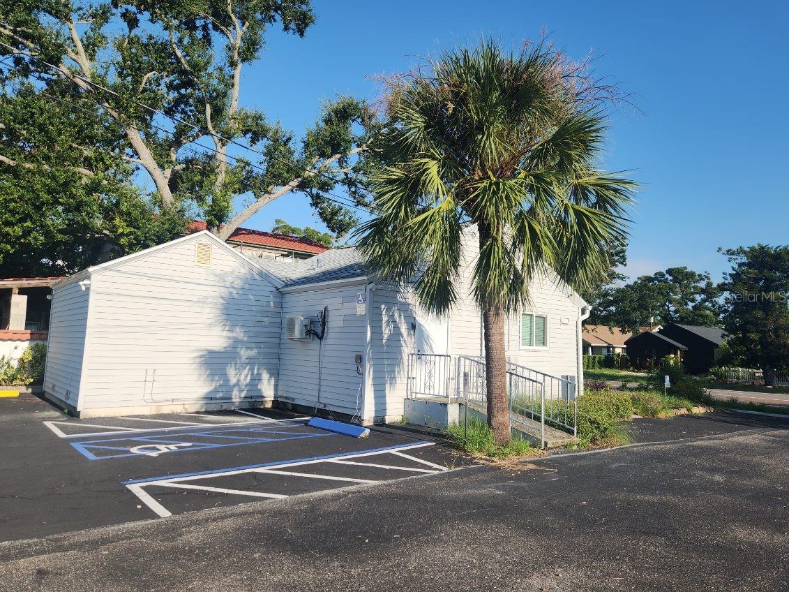ST PETERSBURG INVESTMENT CO SUB - Commercial Sale