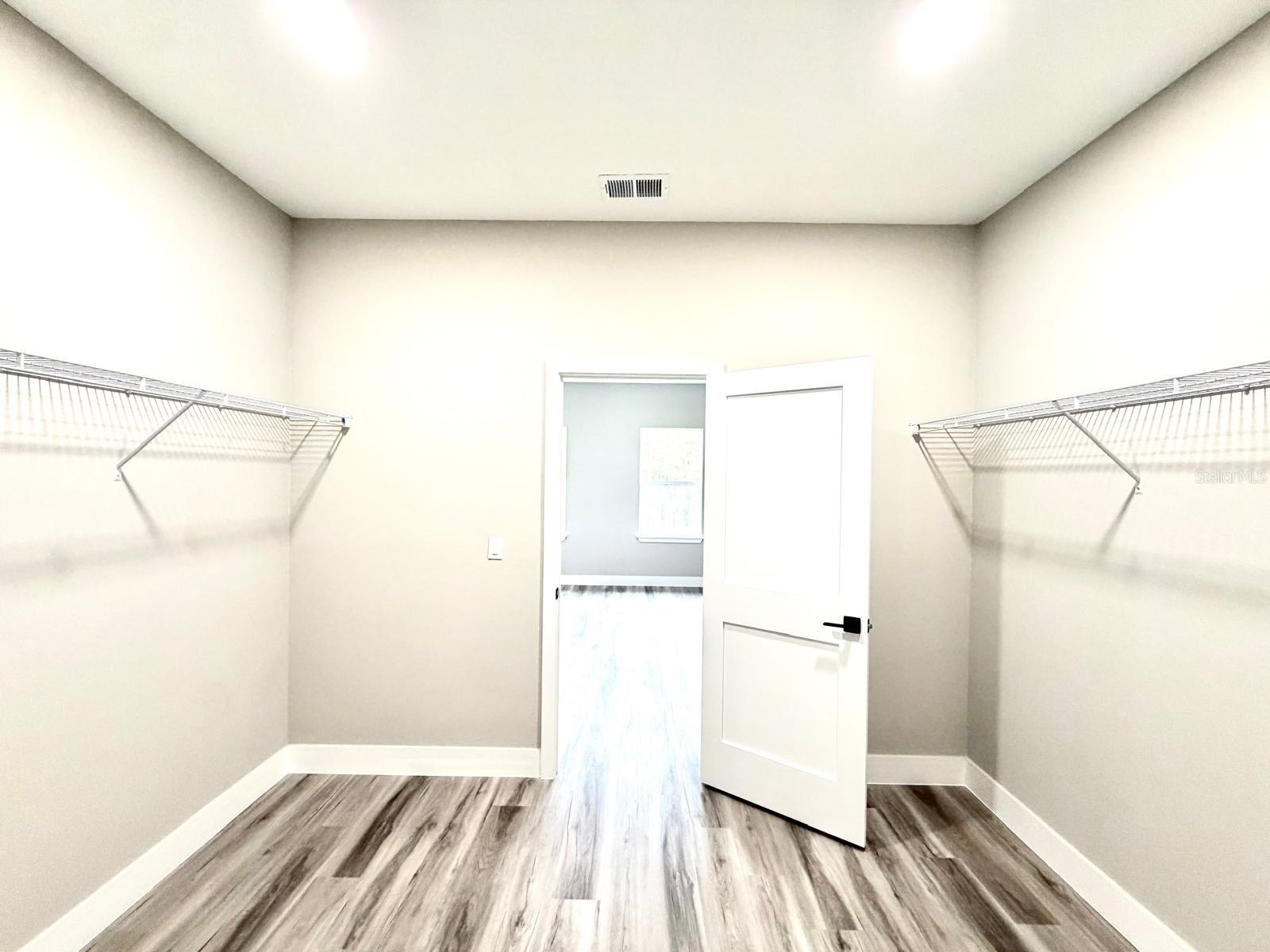 CITRUS SPGS UNIT 27 - Residential