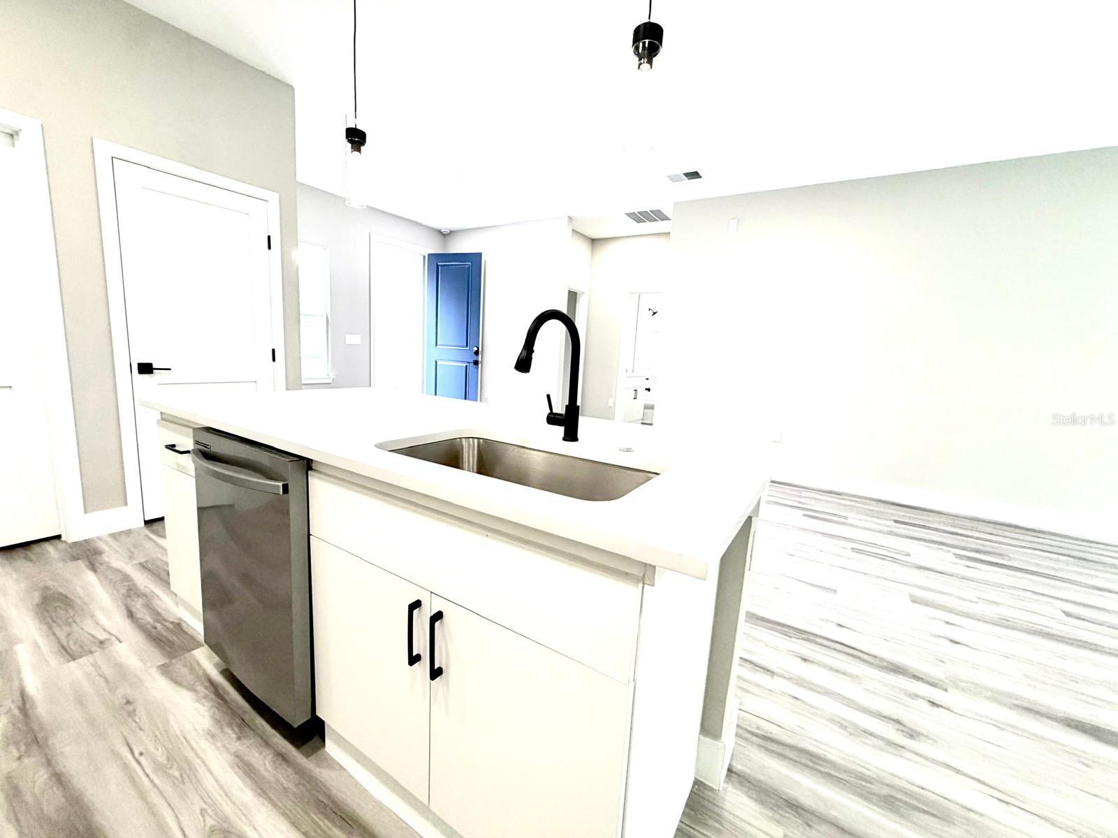 CITRUS SPGS UNIT 27 - Residential