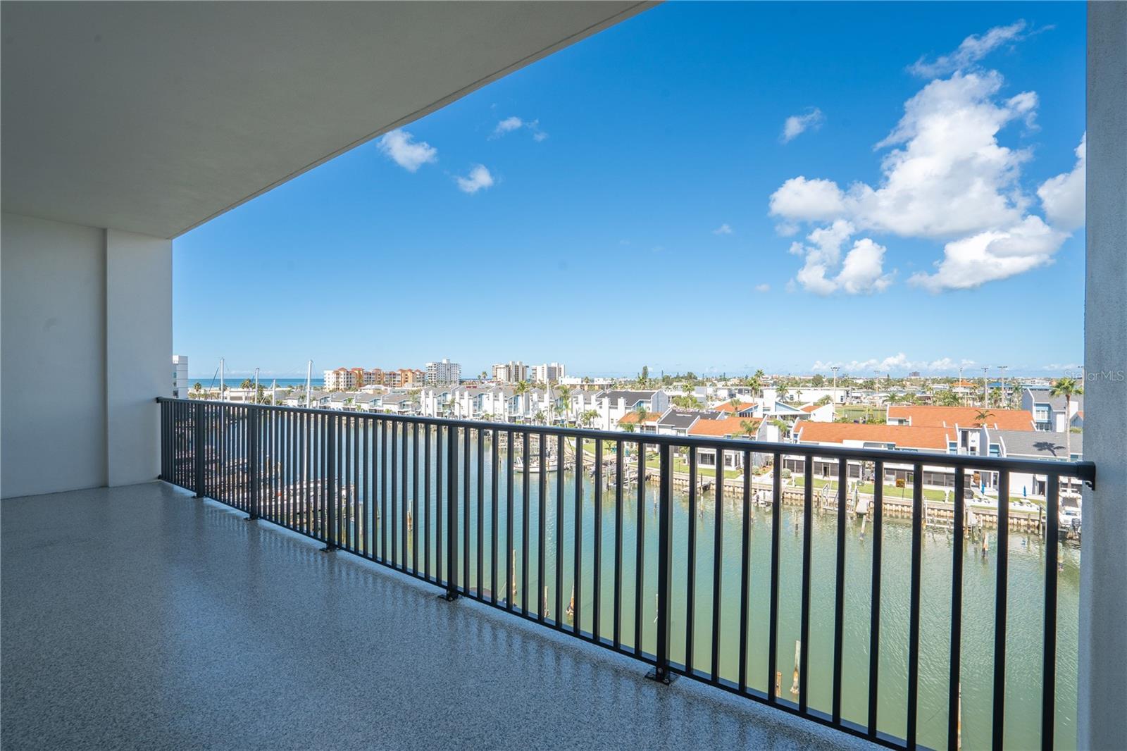 THE RESIDENCES AT TOWN CENTER - Residential