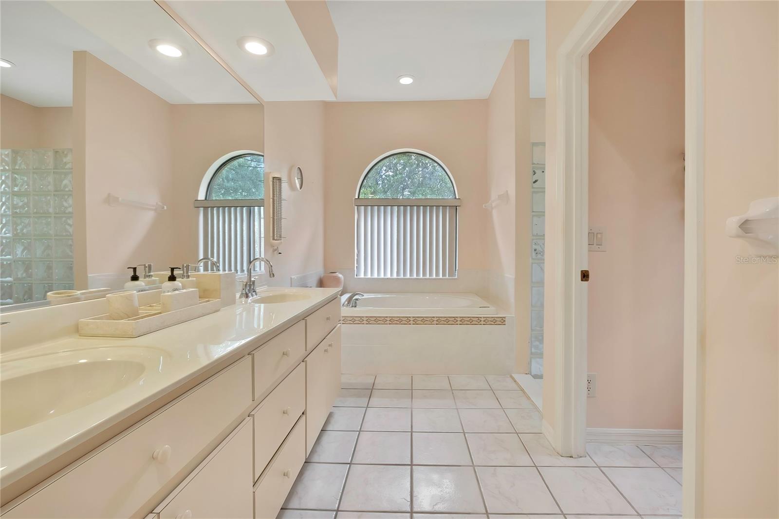 CITRUS HILLS - Residential