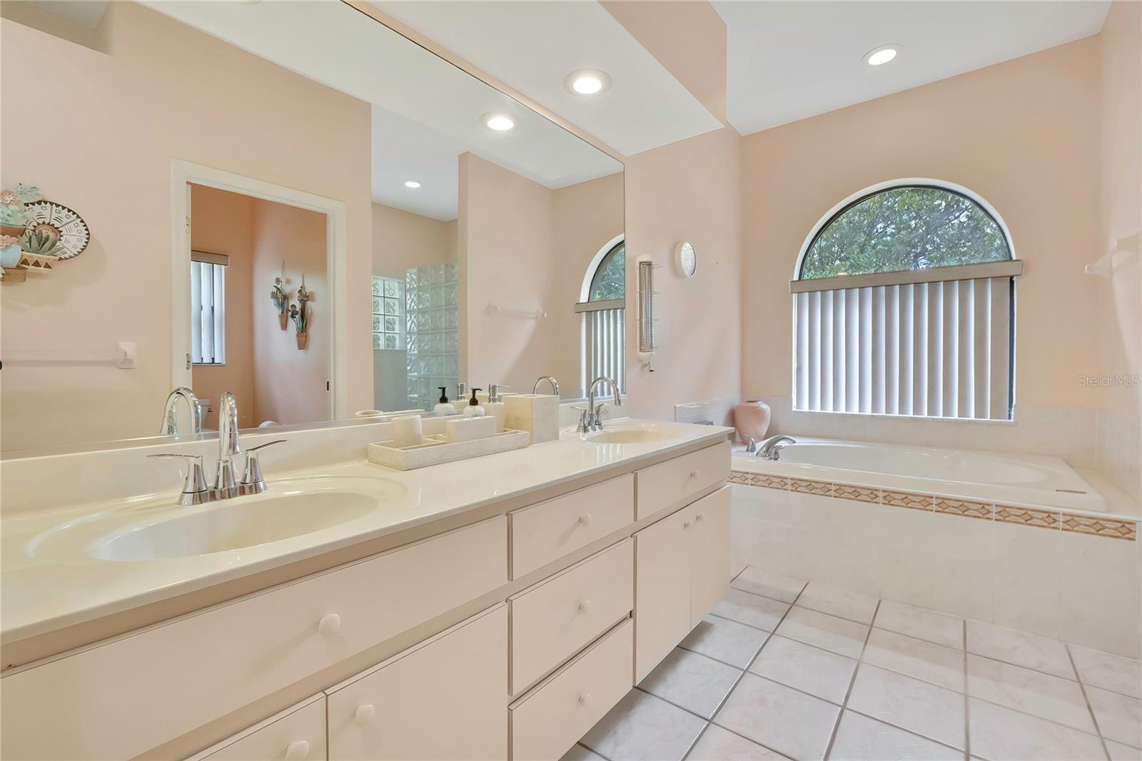 CITRUS HILLS - Residential