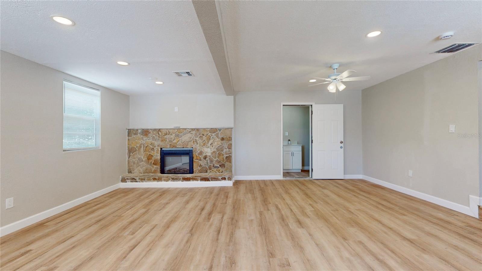 WOODLAWN TERRACE SUB - Residential