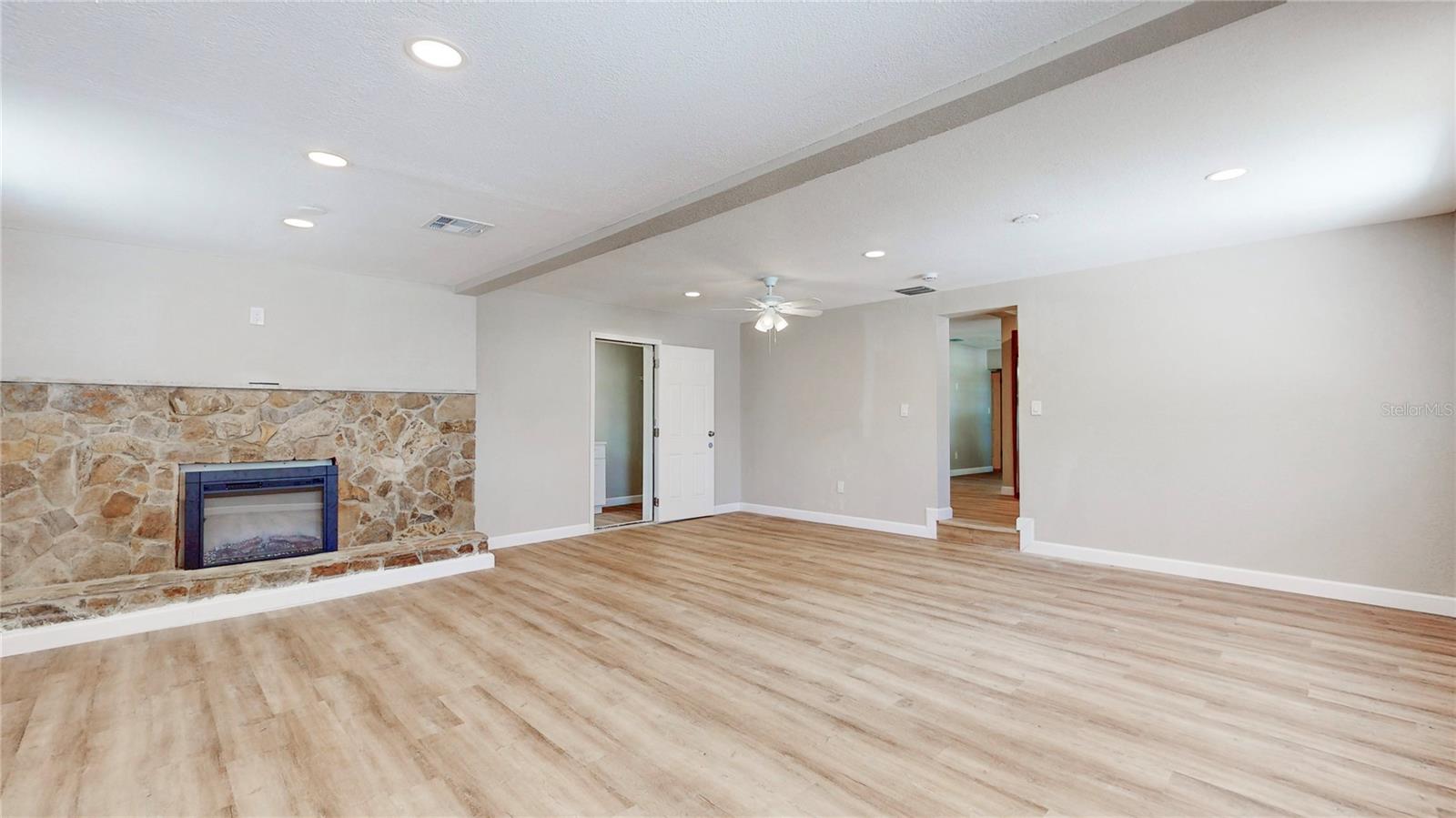 WOODLAWN TERRACE SUB - Residential