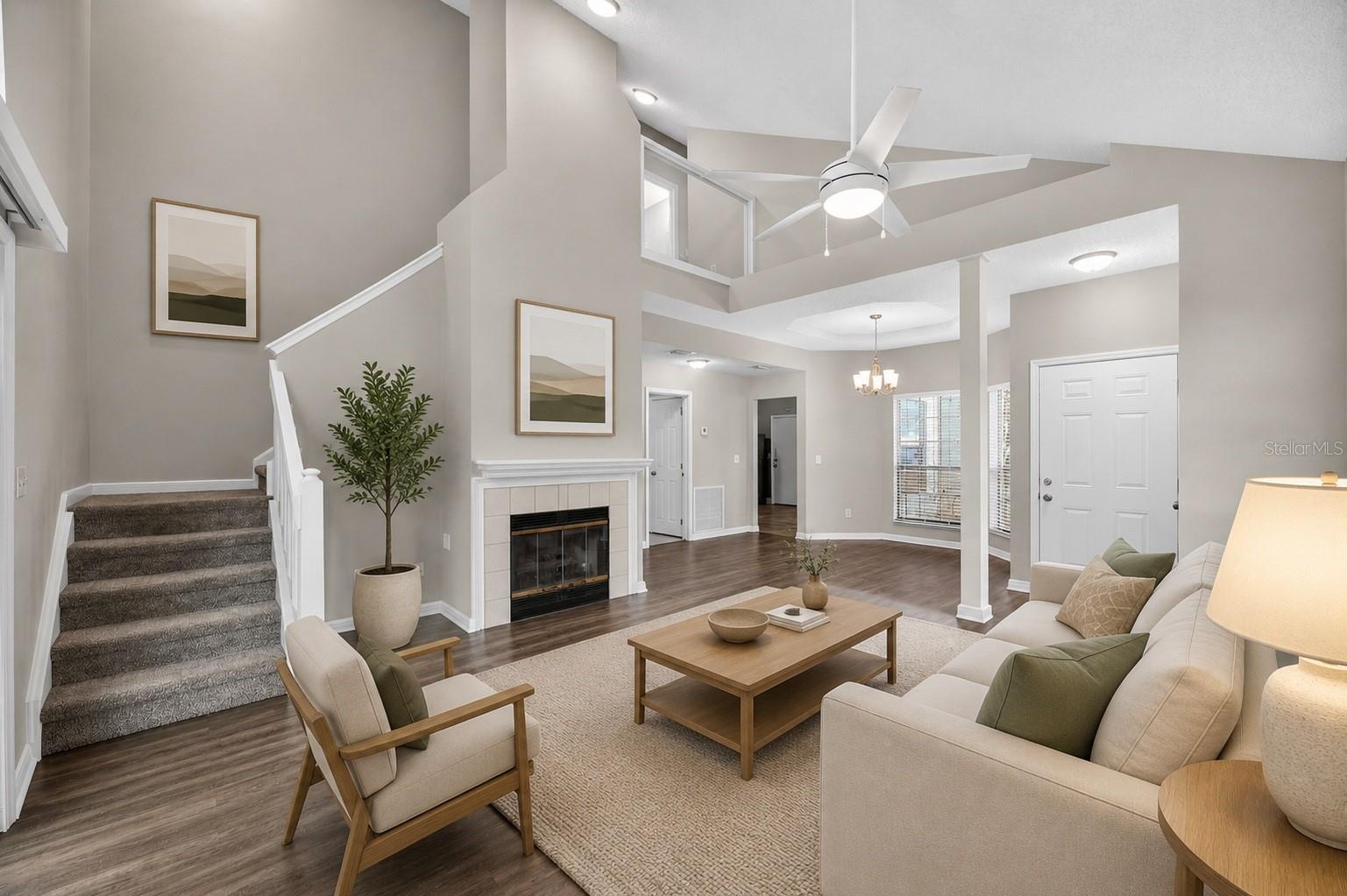 LANTANA LAKES - Residential