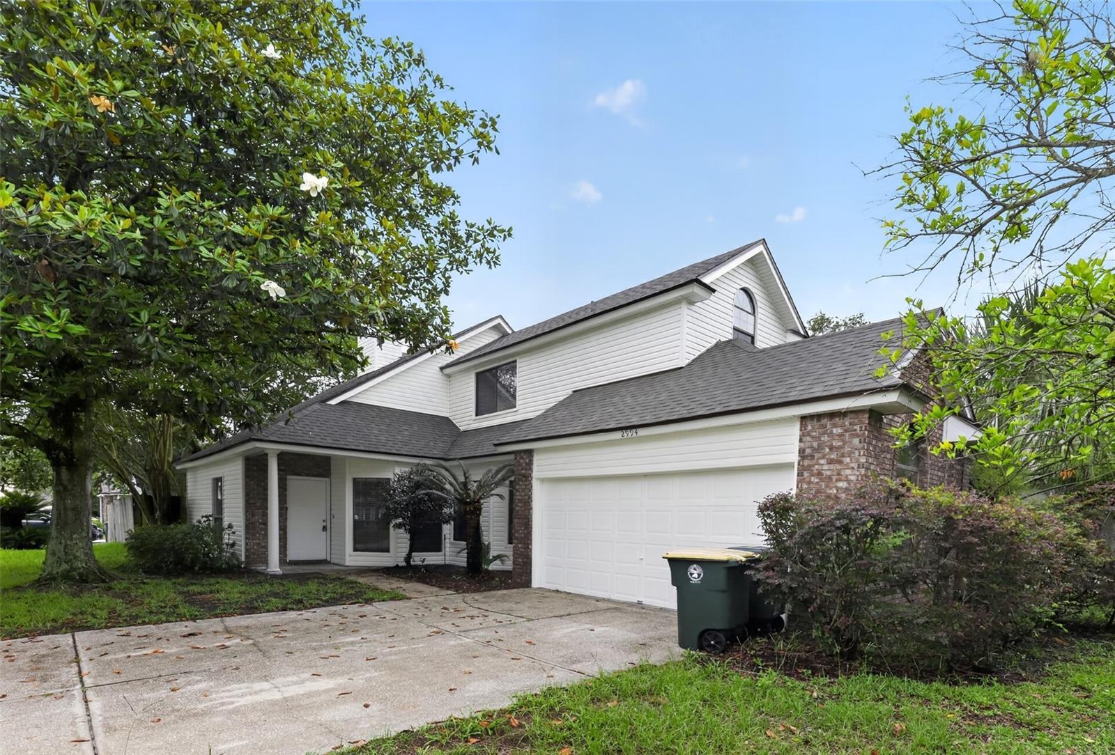 LANTANA LAKES - Residential