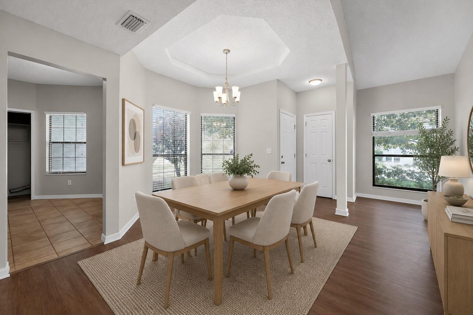 LANTANA LAKES - Residential
