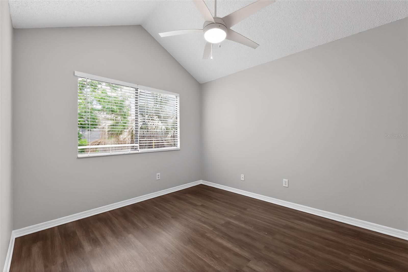LANTANA LAKES - Residential