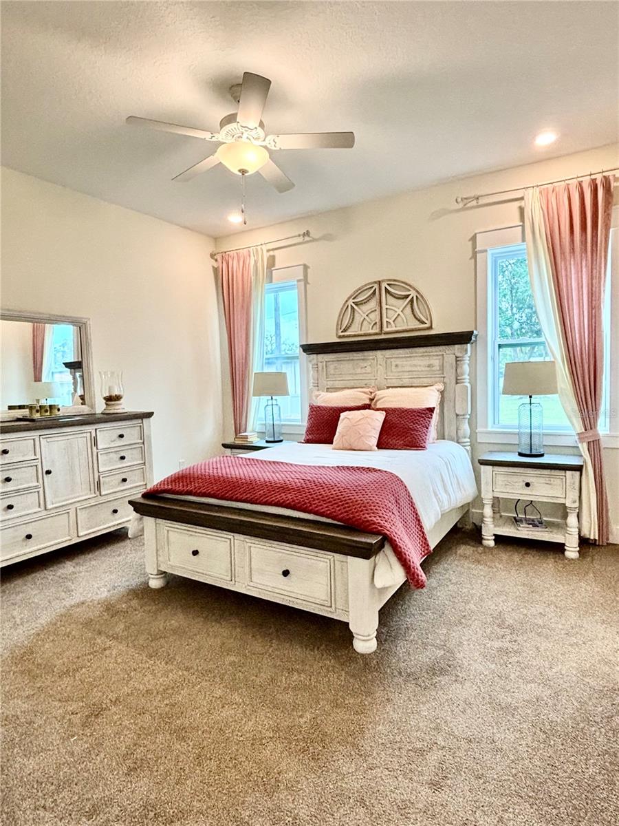 AZALEA WALK/PLYMOUTH - Residential