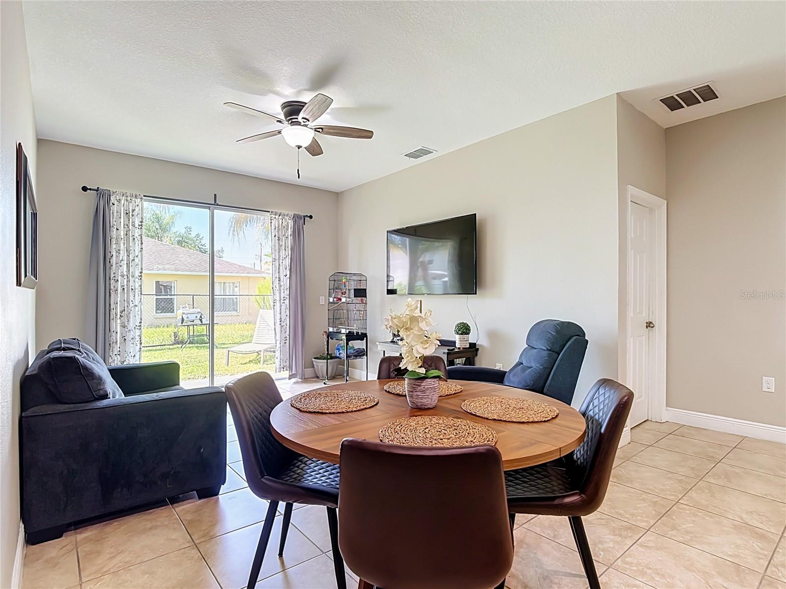 POINCIANA SUB NBRHD 5 NORTH VIL 3 - Residential