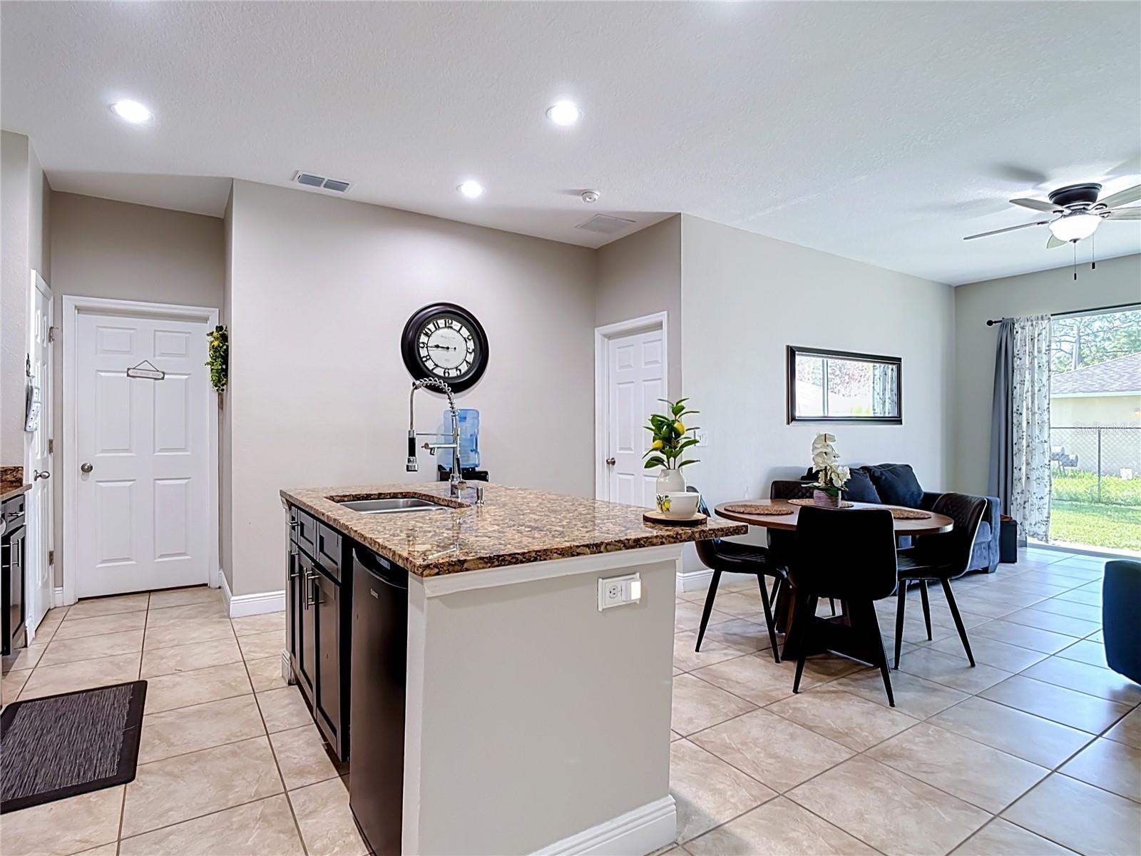 POINCIANA SUB NBRHD 5 NORTH VIL 3 - Residential