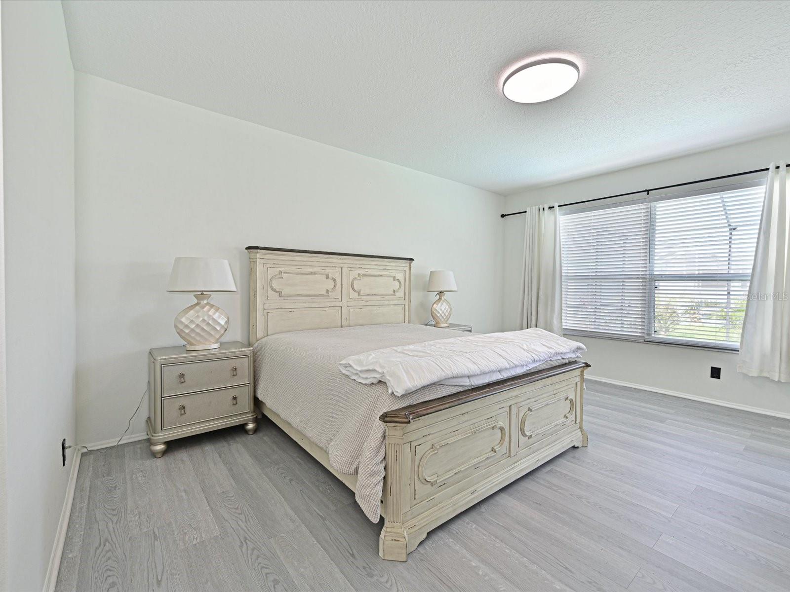 GLENN LAKES PH 3 - Residential