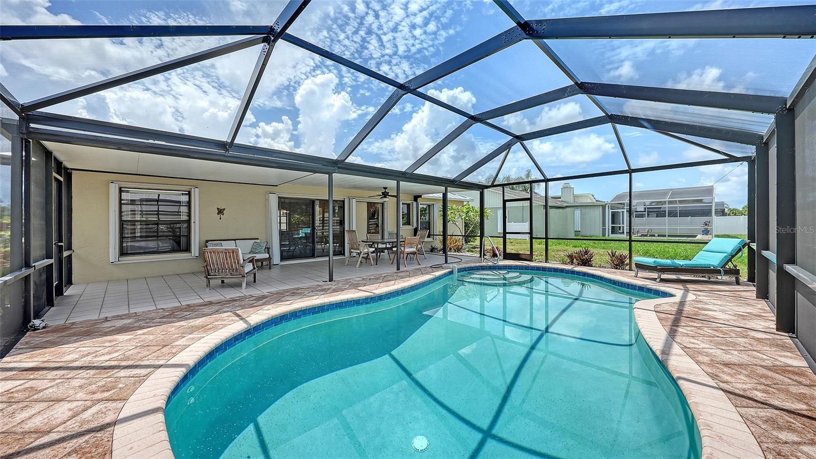 GULF GATE EAST - Residential