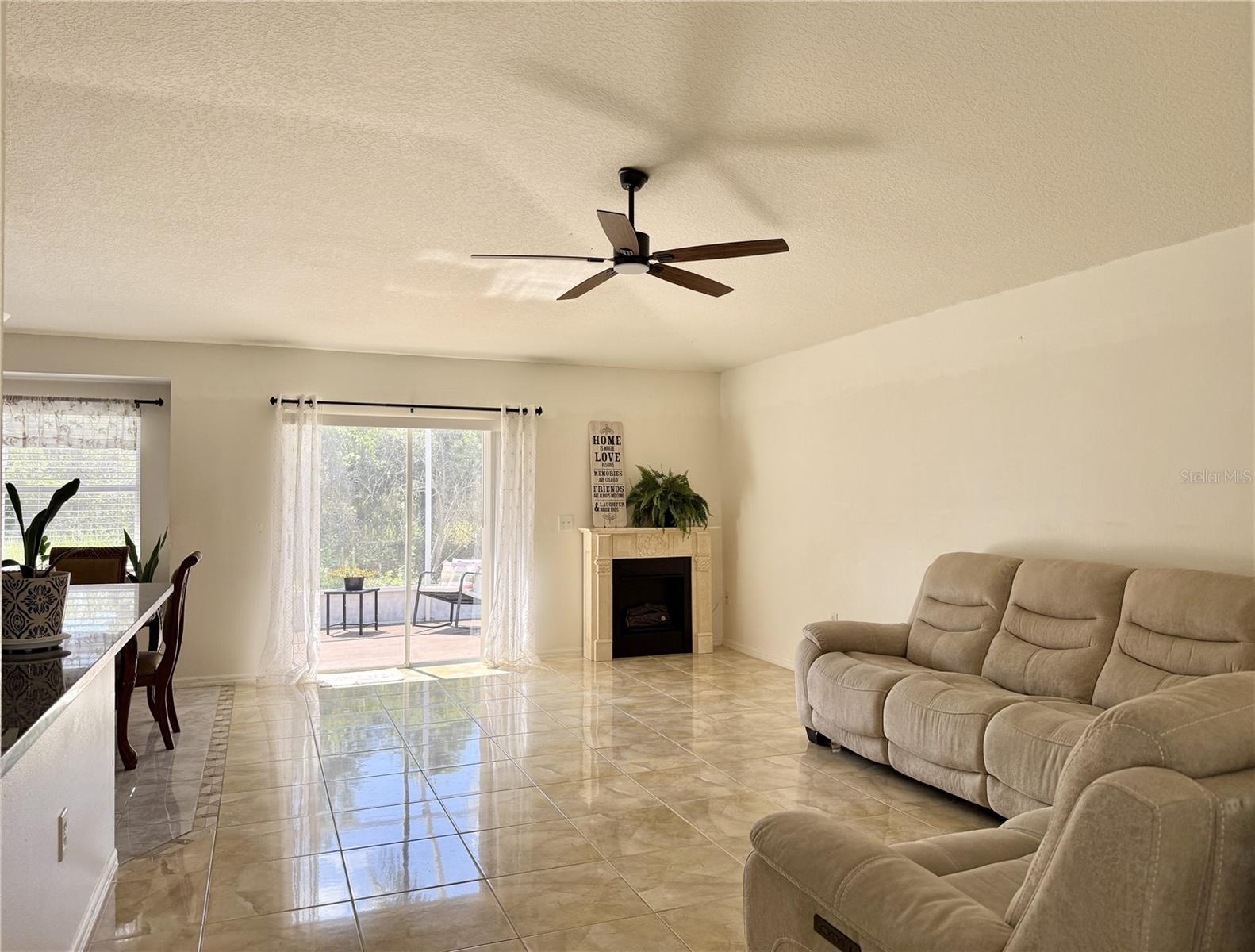 MEADOW POINTE PRCL 17 - Residential