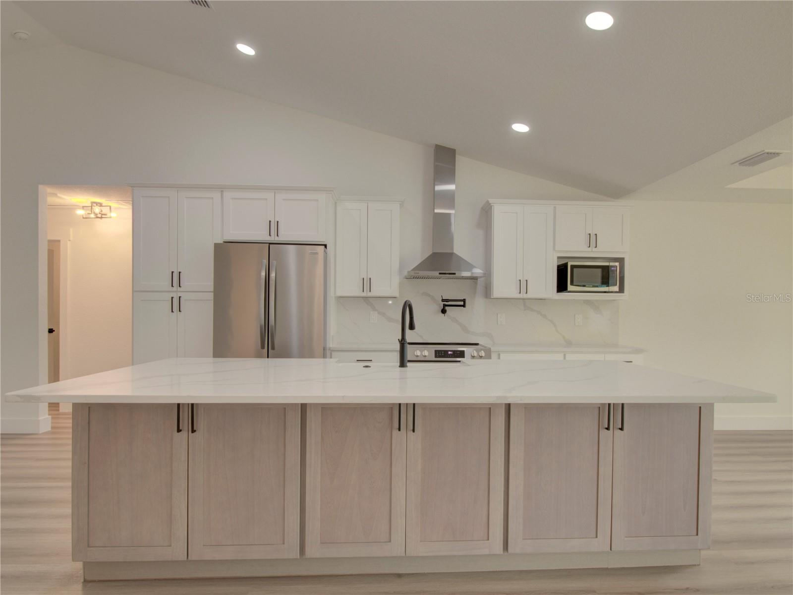 SILVER SPRING SHORES - Residential