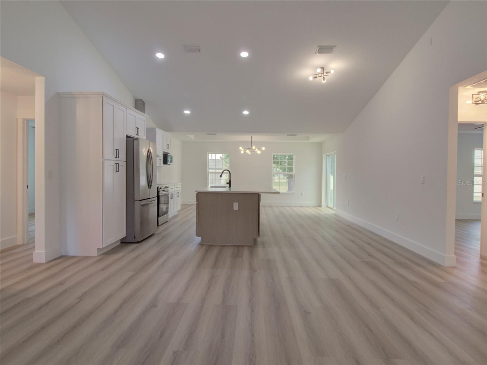 SILVER SPRING SHORES - Residential
