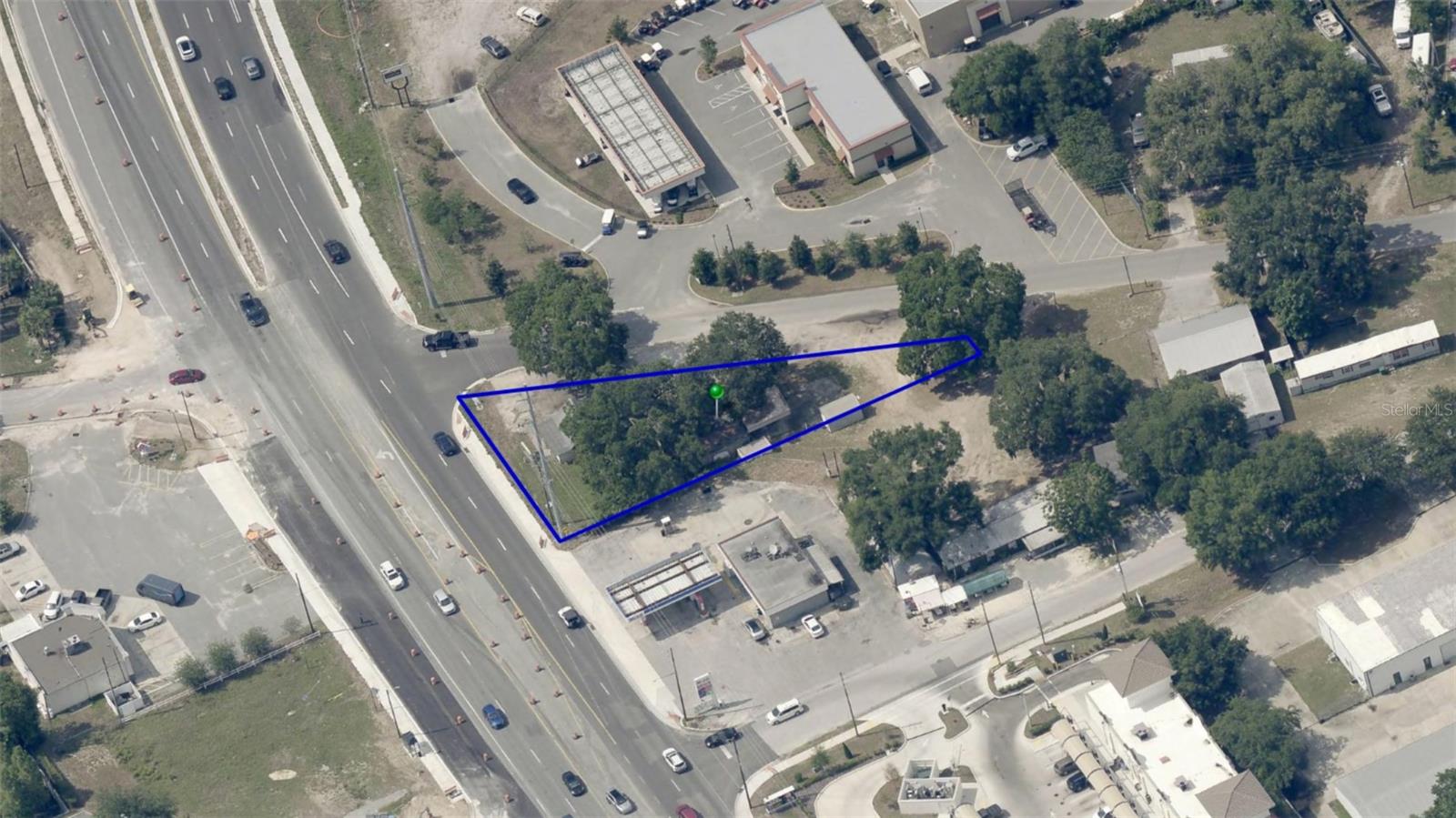 LADY LAKE - Commercial Sale