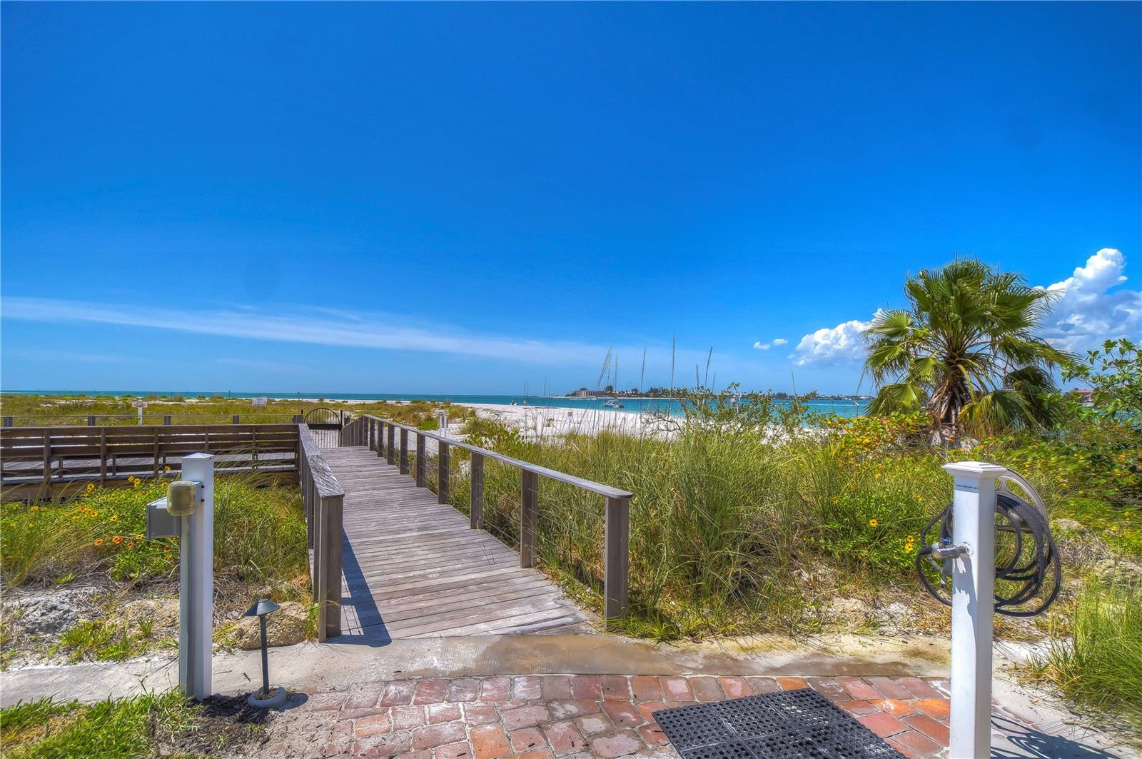 SUNSET POINTE AT COLLANY KEY IV A CONDO - Residential