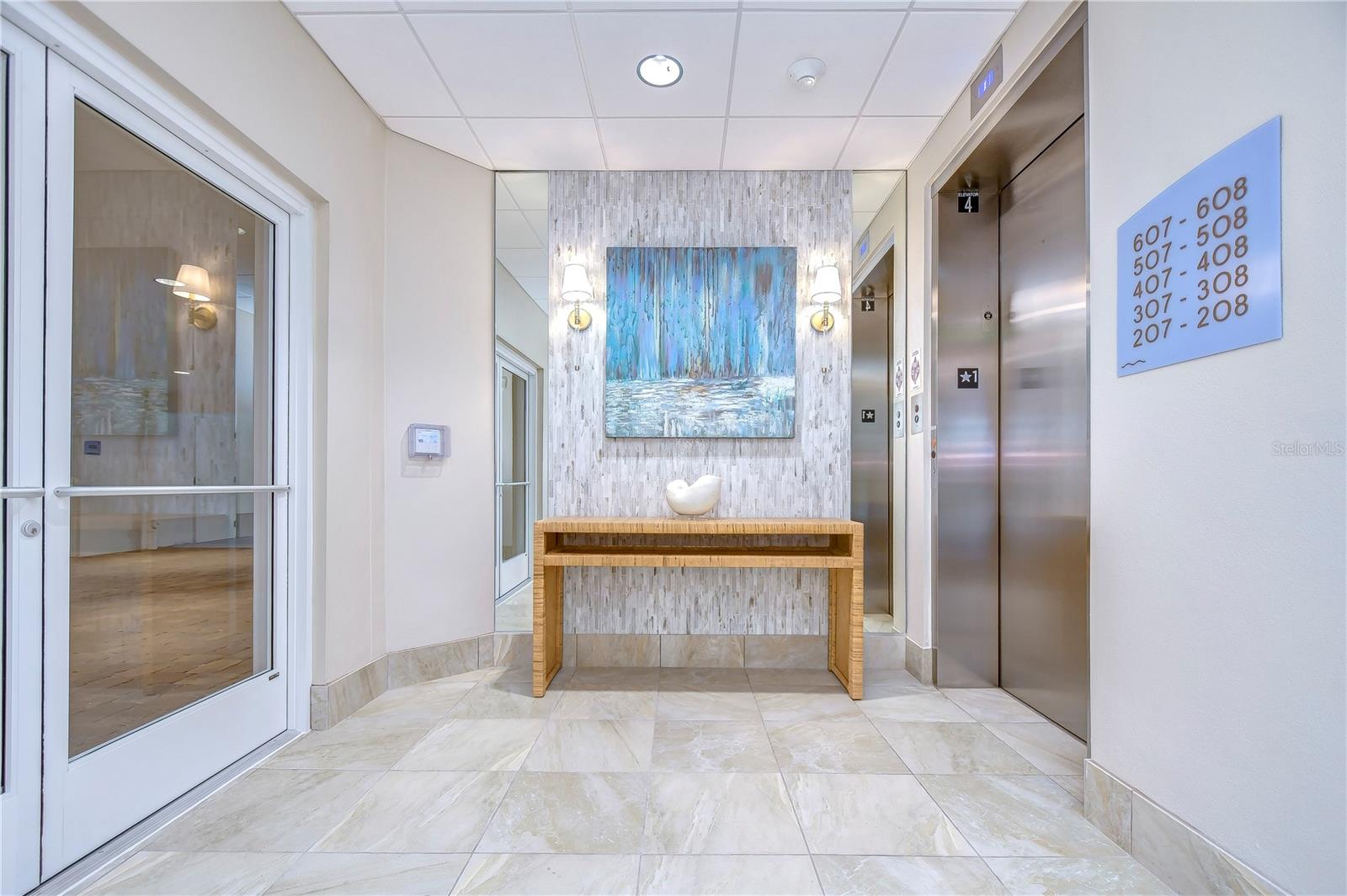 SUNSET POINTE AT COLLANY KEY IV A CONDO - Residential
